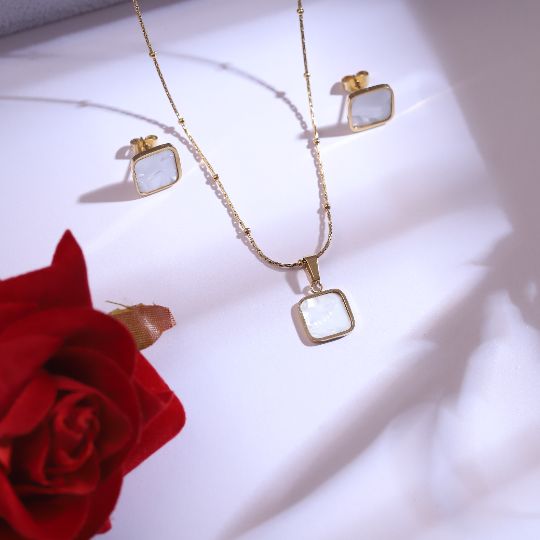 Premium Anti-Tarnish Chain & Earring Set